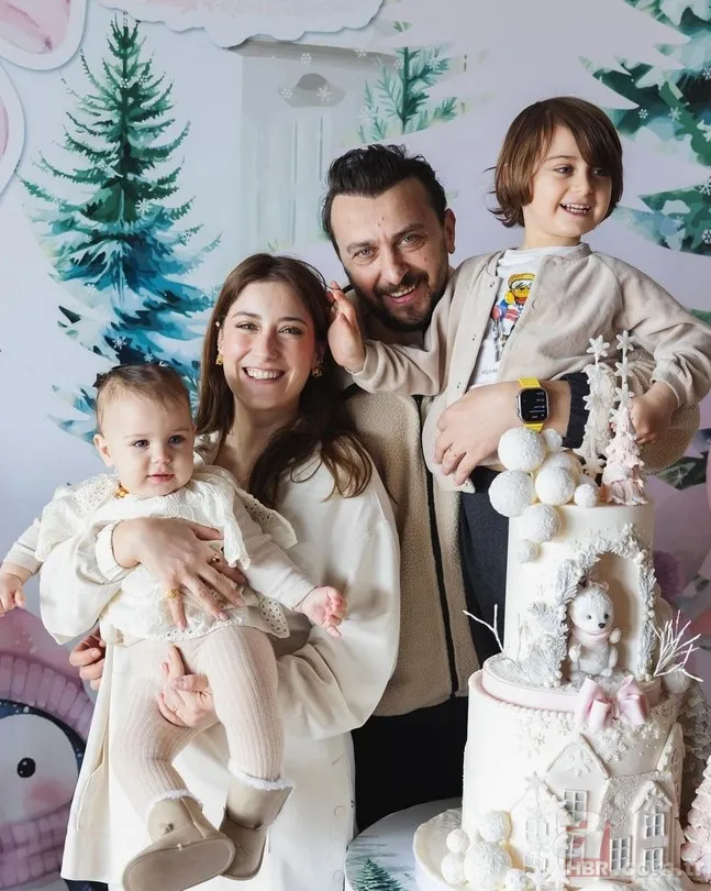 Hazal Kaya ile Ali Atay'ın çocuklarına bakın! İki kardeş birbirinin kopyası! Gören 'Maşallah' diyor... 3