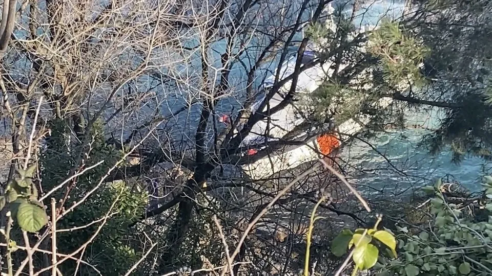 İstanbul Boğazı’nda ekipler hipotermi geçiren şahsı kurtarmak için zamanla yarıştı!