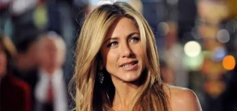 Jennifer Aniston’dan takipçilerine çok sert uyarı: “Lanet maskeyi takın”