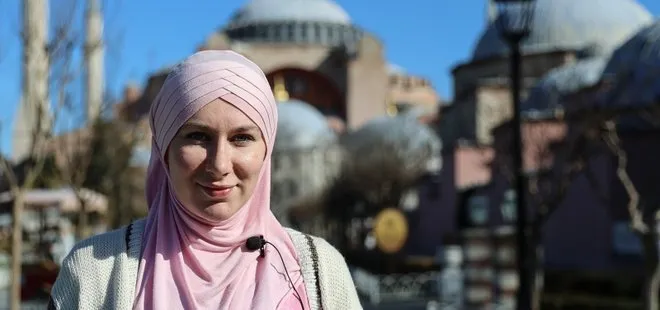 Girmeye çekindiği Sultanahmet Camisi’nde Müslümanlıkla tanışan İngiliz şimdi sosyal medyada İslam’ı anlatıyor
