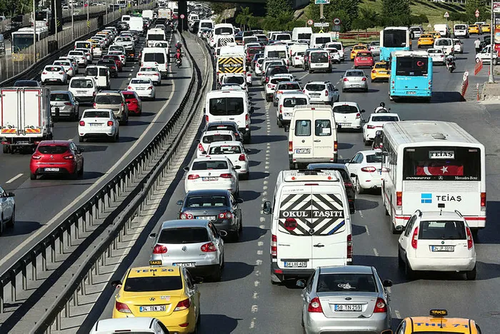 Son dakika: İstanbul'da trafik yoğunluğu! Yüzde 53'e çıktı - 1