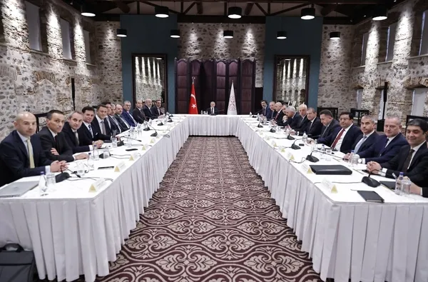 Bakan Nebati banka temsilcilerini ağırladı: Gündemde kredi paketleri vardı