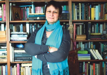 İştar Gözaydın Savaşır tutuklandı
