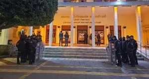 CHP’li belediyeye yolsuzluk operasyonu!