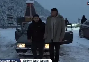 Gümüşhane’de kar altında horon keyfi!