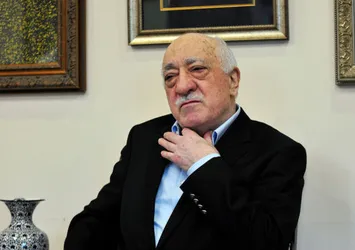 Himmetlerden 'Kutsal Hoca payı' alıyormuş