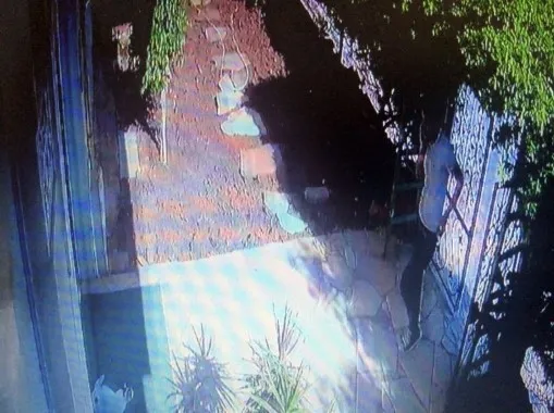 Mersin’de 77 yaşındaki kadını telefonla arayıp, “Oğlun gözaltında” diyerek dolandırdılar - 3
