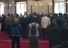 Fatih Camiinde istenmeyen görüntüler: Buna hakkınız yok