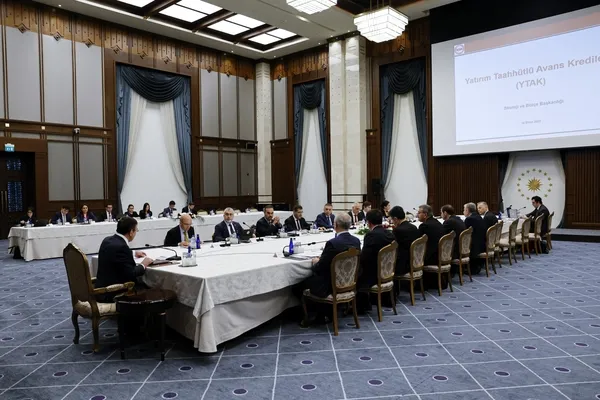 son-dakika-ekonomi-koordinasyon-kurulu-cumhurbaskani-yardimcisi-yilmaz-baskanliginda-toplandi-1698650070916.jpg Ekonomi Koordinasyon Kurulu sonrası açıklama: Enflasyon ile mücadele kararlılıkla sürecek - 2
