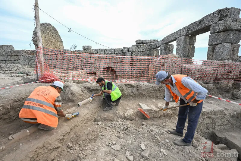 Sillyon Antik Kenti'nde bulundu! Binlerce yıl öncesine ait 7