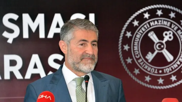 son-dakika-istanbulda-uclu-ekonomi-zirvesi-baskan-erdogan-hazine-bakani-nebati-mb-baskani-kavcioglu-ve-kamu-bankalariyla-gorusecek-1639391163716.jpg İstanbul'da üçlü ekonomi zirvesi | Başkan Erdoğan Hazine Bakanı Nebati, MB Başkanı Kavcıoğlu ve kamu bankalarıyla görüştü - 2