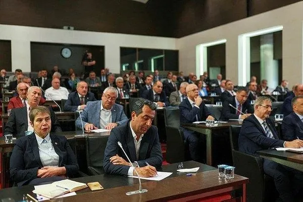 CHP’de 81 il başkanından Kemal Kılıçdaroğlu’na destek! Ekrem İmamoğlu’na bay bay dediler! İmamoğlu’ndan ilk tepki