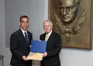 Aziz Yıldırım mazbatasını aldı