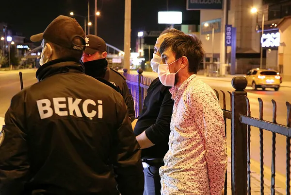 1618699638831.jpg Denizli'de gece yarısı kovalamaca:16 bin lira ceza kesildi - 3