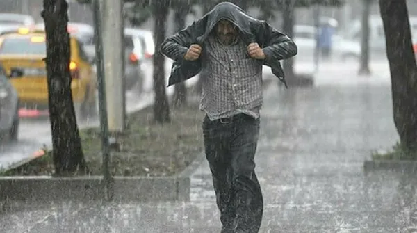 son-dakika-meteorolojiden-saganak-yagmur-uyarisi-istanbul-ankara-izmirde-hava-nasil-olacak-4-haziran-hava-durumu-1622776898743.jpg Son dakika: Meteoroloji'den sağanak yağmur uyarısı! İstanbul Ankara İzmir'de hava nasıl olacak? 4 Haziran hava durumu - 5