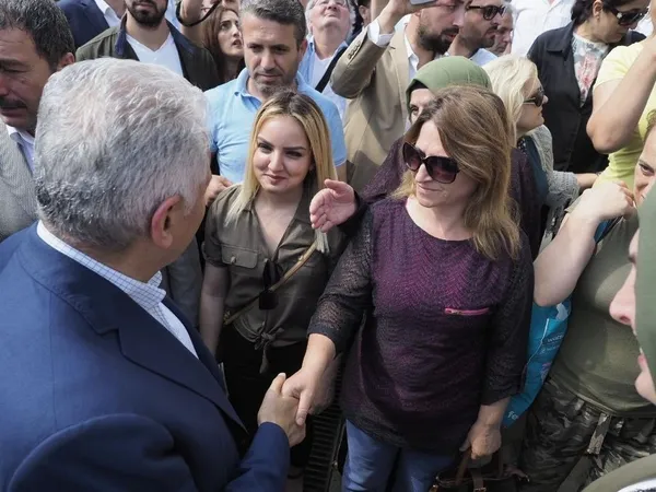 Binali Yıldırım’a Çatalca’da sevgi seli