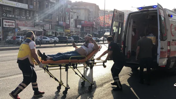 bursada-taksi-soforu-bicakli-saldiriya-ugradi-1632057915947.jpg Bursa’da taksi şoförü bıçaklı saldırıya uğradı! - 2