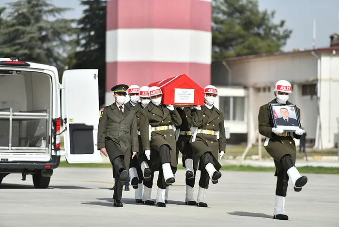 Afrin şehidi Uzman Çavuş Gökhan Çakır memleketine uğurlandı