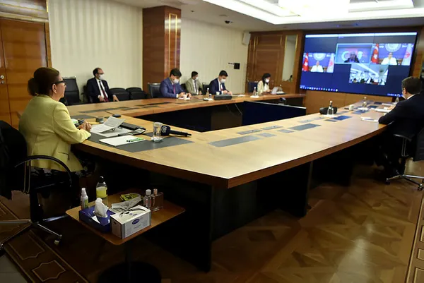 Ticaret Bakanı Ruhsar Pekcan: Esnafımızı dünya pazarına açacağız - 1