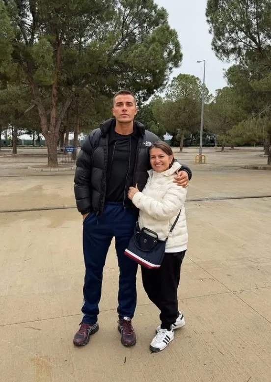 survivor-sampiyonu-artik-asker-cemal-can-canseven-birlige-teslim-oldu-1765027807175.jpg Kaynak: Instagram