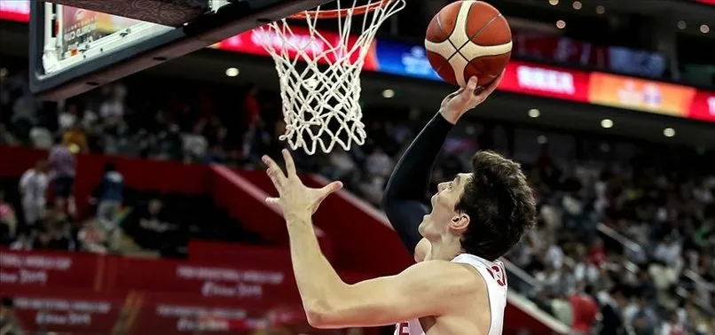 Ufuk Sarıca'nın yerine Orhun Ene getirildi! A Milli Erkek Basketbol Takımı'nın yeni hocası belli oldu