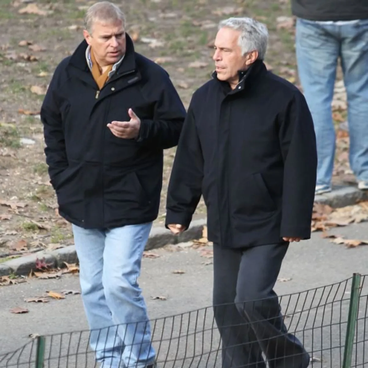 Kraliyet’te deprem! Kral Charles ve Prens William, sapığın dostu Andrew’u gece yarısı kovdu