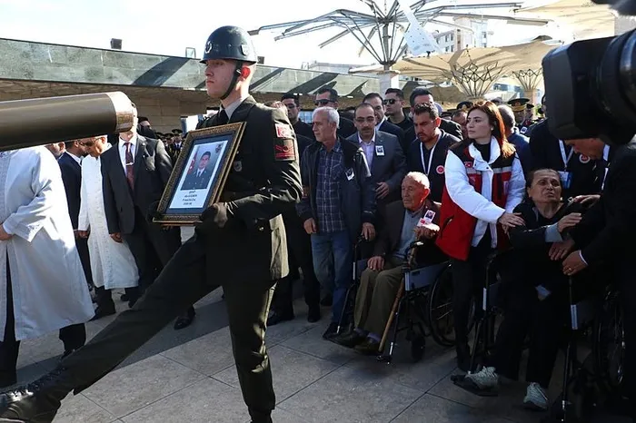 Şehit Piyade Astsubay Kıdemli Çavuş Ata Göçmen son yolculuğuna uğurlandı