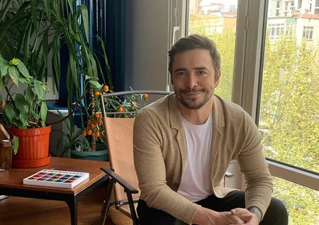 Ahmet Kural ameliyat oldu! Belinden tümör alındı