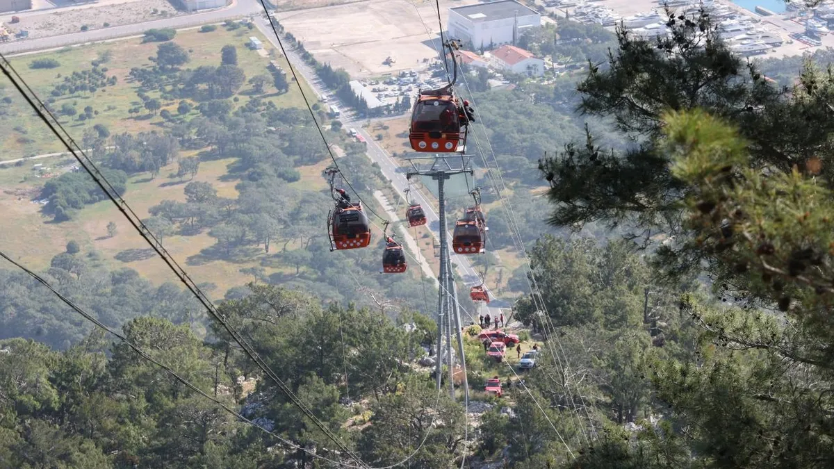 Antalya'daki teleferik faciasında gelişme! 19 belediye çalışanına inceleme