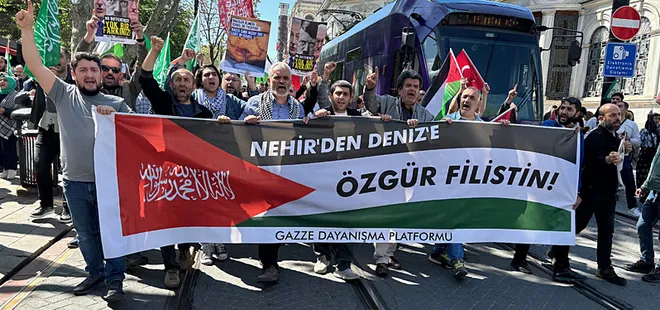 Fatih'te "Gazze'yi Unutma" yürüyüşü düzenlendi