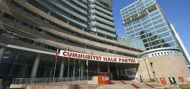 CHP’de Genel Merkez’in ardından il ve ilçe teşkilatları da kapatıldı!