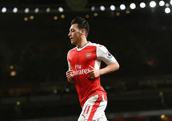 Mesut Özil'e Fenerbahçe baskısı