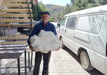 Konya'da 19 kiloluk dev mantar bulundu