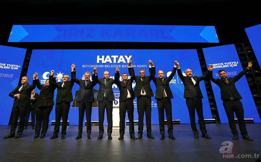 AK Parti'nin Ankara ve İzmir adayları açıklandı! 17'si büyükşehir 48 il daha belli oldu! Başkan Erdoğan duyurdu... 13