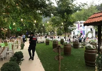 Valilikten yeni korona kararı! Düğün ve nişan törenleri...