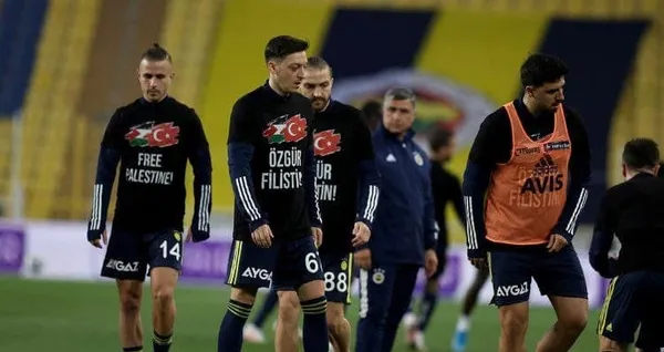 Futbolcular Filistin için tek yürek oldu! - 2