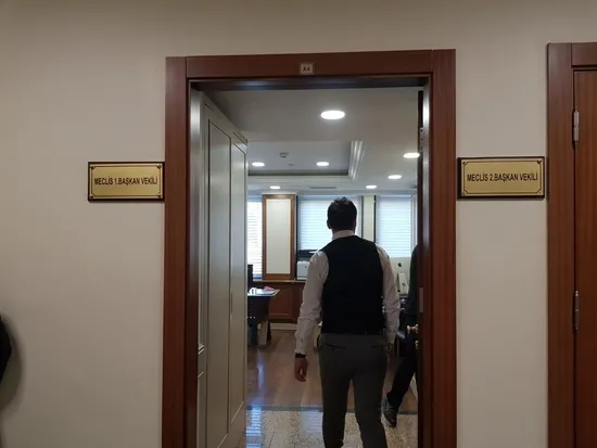 İmamoğlu ve ekibinden zorbalık!