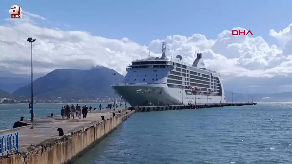 ABD’li turistler kruvaziyerle geldi