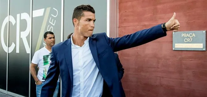 Dünya Cristiano Ronaldo’nun bu transfer haberini konuşuyor