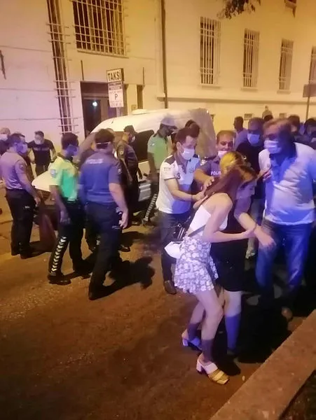 Aydın’da laf atma kavgası kanlı bitti: 1’i kadın 3 yaralı - 2
