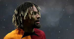 İngiliz devi Sacha Boey için gemileri yaktı!