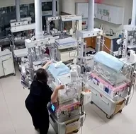 Sağlıkçılar depremde bebekleri böyle korudu
