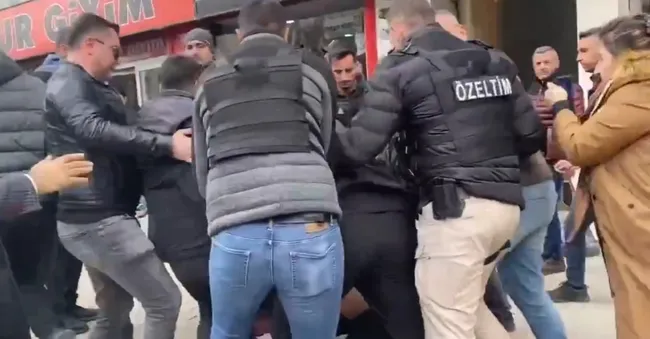 Şırnak’ta DEM Parti’nin mitinginde terör propagandası! Emniyet tek tek paketledi