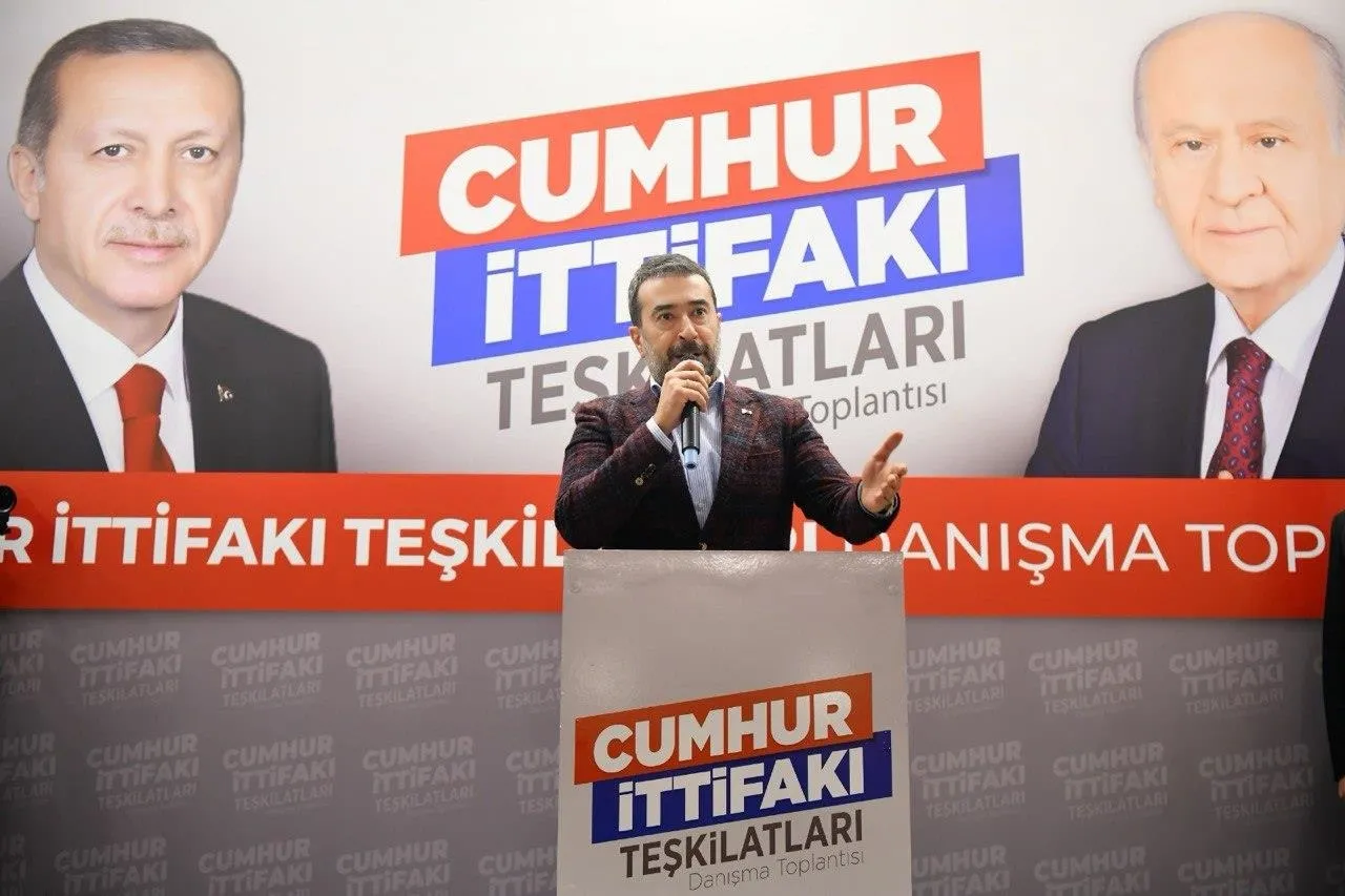 Cumhur İttifakı adayı Turgut Altınok Mansur Yavaş'ı bombaladı: Yüz tane proje sözünün doksan tanesini gerçekleştirememiş