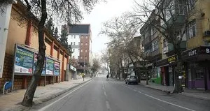 O ilde her 2 kişiden biri koronavirüse yakalandı
