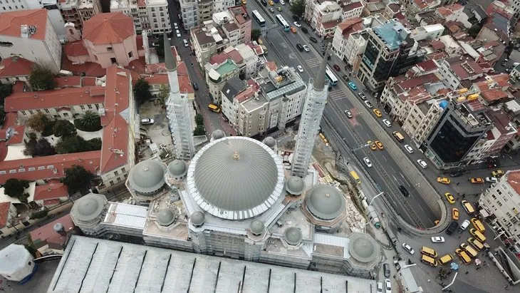 Taksim Camii inşaatındaki son durum havadan böyle görüntülendi