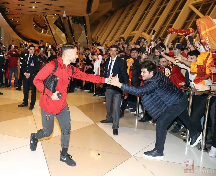 Galatasaray kafilesi Karabağ maçı için gittiği Bakü'de coşkuyla karşılandı 7
