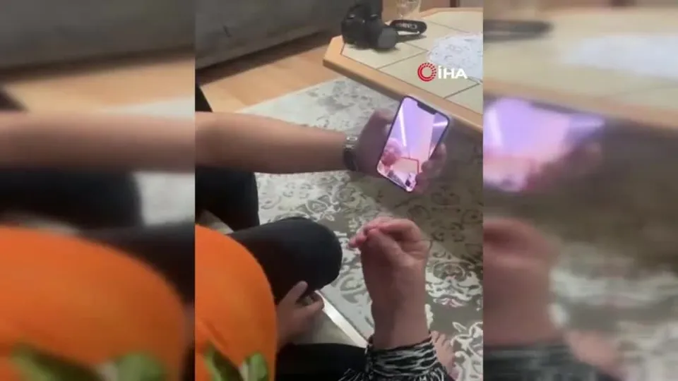 Başkan Erdoğan Kocaelili aileyle görüntülü konuştu! 85 yaşındaki Zekiye nine: Allah seni başımızdan eksik etmesin