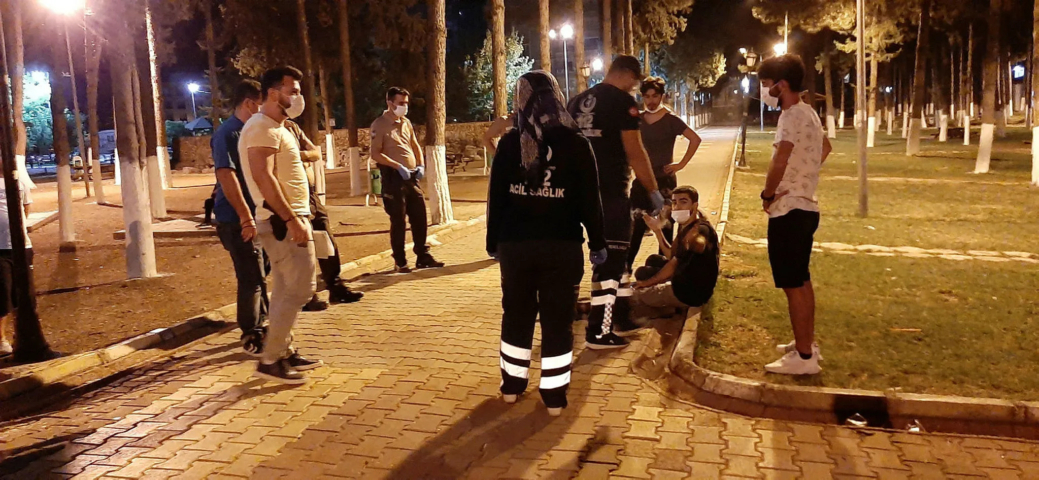 Adıyaman'da 'Yan baktın' kavgası: 2 yaralı