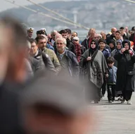 TCG Anadolu için metrelerce kuyruk